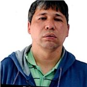 Profesor de Historia y Geografía dicta clases a jóvenes de enseñanza media